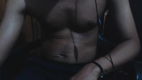 Snapshot of j_castello chatting on 01-30-25, 05:19 J online show from 01-30-25, 05:19