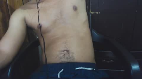 Snapshot of j_castello chatting on 10-17-25, 05:21 J online show from 10-17-25, 05:21