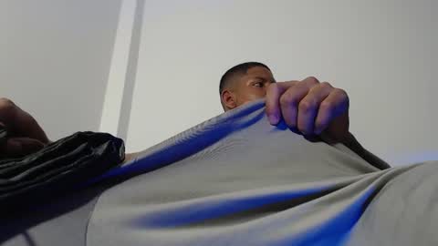 j_erick_ online show from 06-11-26, 12:32