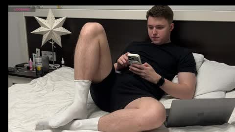 Snapshot of j_lyle_x chatting on 05-06-26, 07:08 j_lyle_x online show from 05-06-26, 07:08