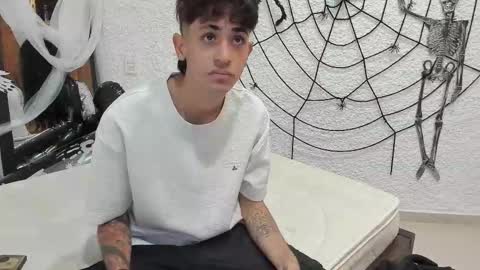 j_martony online show from 10-15-25, 11:32