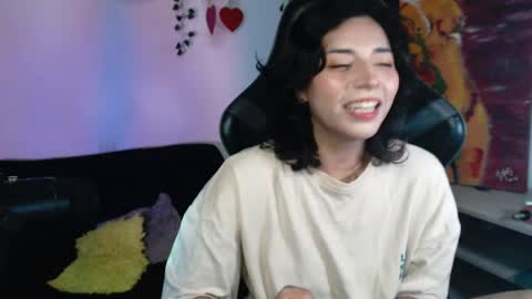 jade 18  online show from 05-14-26, 07:26