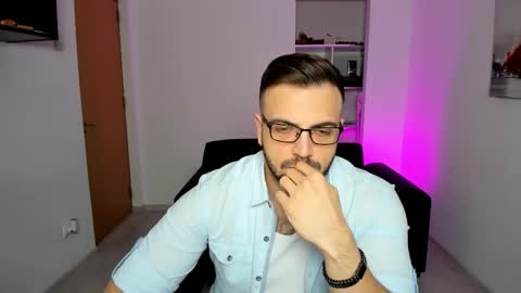 Snapshot of jace_thorne chatting on 10-12-25, 02:38 Jace online show from 10-12-25, 02:38