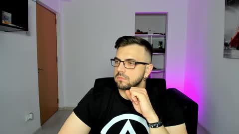 Snapshot of jace_thorne chatting on 11-01-25, 05:26 Jace online show from 11-01-25, 05:26