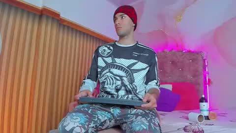 jack__baby_ online show from 12-18-25, 03:01