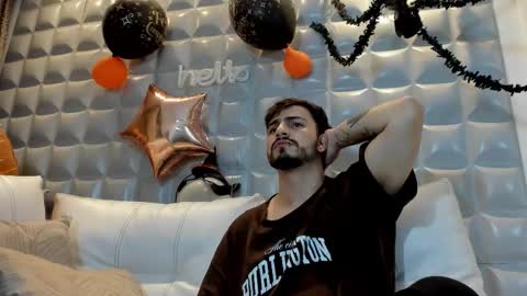 Snapshot of jack_daniel__ chatting on 10-31-25, 05:58 JACK DANIEL online show from 10-31-25, 05:58