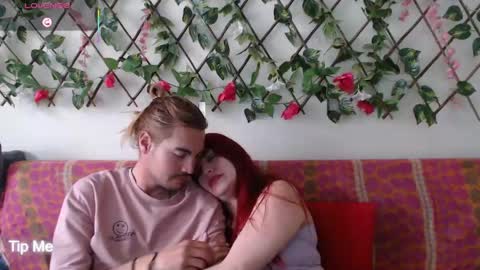 Jack and Emily online show from 04-09-26, 08:03