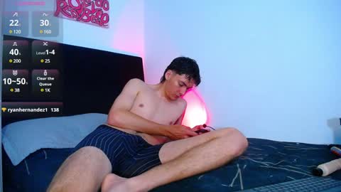 INDEPENDENT MODEL online show from 01-28-25, 12:32