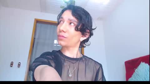 Snapshot of jack_s21 chatting on 10-18-25, 07:14 Laick online show from 10-18-25, 07:14