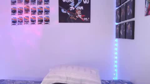 J online show from 11-25-25, 04:29