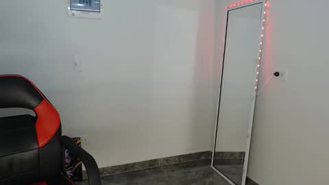 Snapshot of jackboy_22 chatting on 02-23-26, 01:52 Jack online show from 02-23-26, 01:52