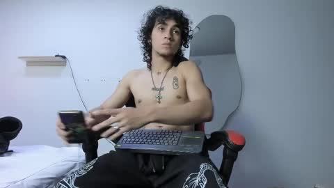 Jackes Taylor online show from 05-15-26, 06:20