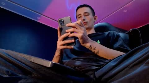 Snapshot of jackk_ho chatting on 09-14-25, 02:44 Jack online show from 09-14-25, 02:44