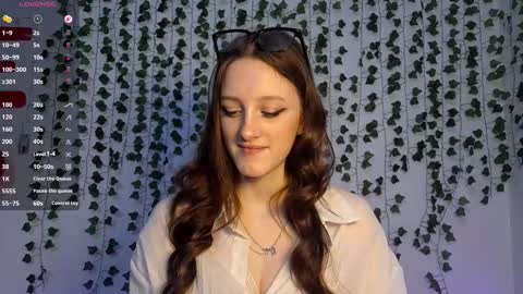 Lisa online show from 02-15-26, 12:03