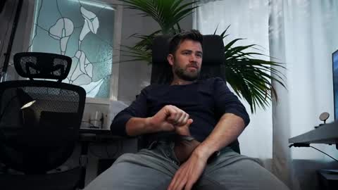Snapshot of jackoffdude85 chatting on 04-26-26, 08:39 Colten Carter online show from 04-26-26, 08:39