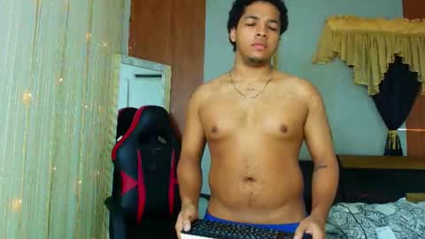 JAKSON online show from 06-17-26, 03:13