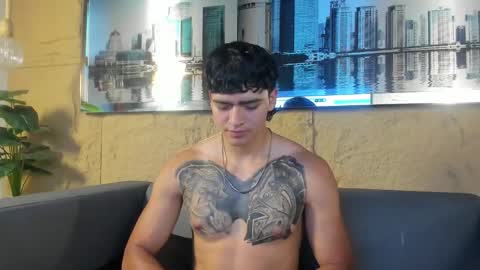 Snapshot of jackson_macleyn chatting on 03-19-26, 07:07 Jackson online show from 03-19-26, 07:07