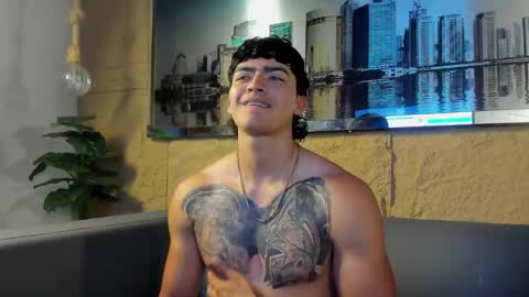 Snapshot of jackson_macleyn chatting on 03-21-26, 07:06 Jackson online show from 03-21-26, 07:06