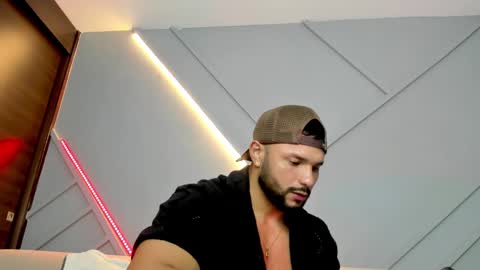 Jackson Wayne online show from 02-20-25, 01:46