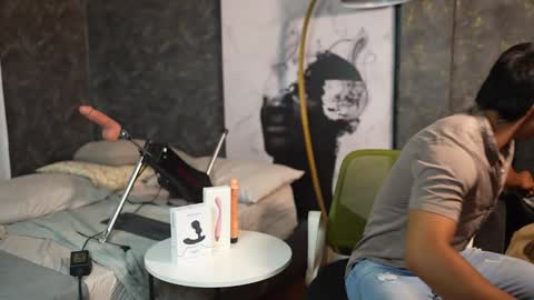 Jackson Bell online show from 01-17-25, 02:28