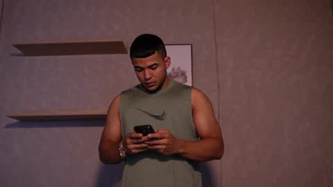 Jackson Bell online show from 05-05-26, 01:41