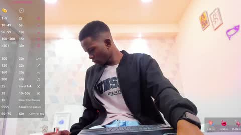 Snapshot of jacksonmuller_ chatting on 12-04-24, 12:25 Jackson online show from 12-04-24, 12:25