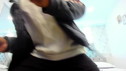 Snapshot of jacksonmuller_ chatting on 12-26-24, 02:05 Jackson online show from 12-26-24, 02:05