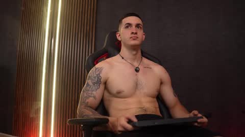 Snapshot of jacksonolsenn chatting on 03-09-26, 08:46 Jackson Olsen online show from 03-09-26, 08:46