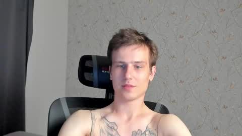 Nikolay online show from 06-06-26, 07:40