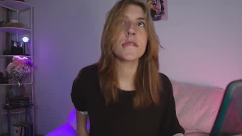 Snapshot of jacky_croft chatting on 02-26-25, 05:20 Linda Sofia help me get to 100 thumbs up online show from 02-26-25, 05:20