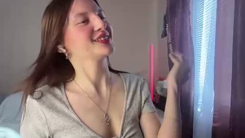 Lillian online show from 06-14-26, 05:09
