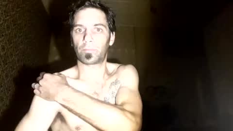 Snapshot of jaco977785 chatting on 10-04-25, 03:37 zippo online show from 10-04-25, 03:37