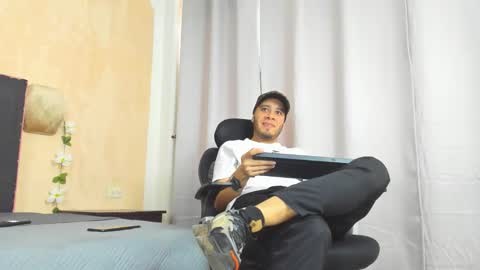 Jacob online show from 02-06-25, 08:13