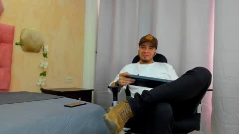 Jacob online show from 02-07-25, 07:49