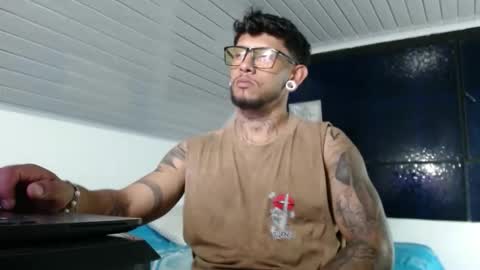 Michael Caicedo online show from 03-20-26, 05:01