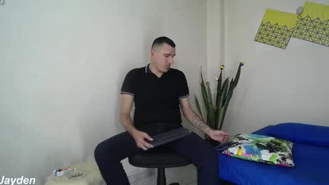 Jacob And Jayden online show from 10-25-25, 07:30