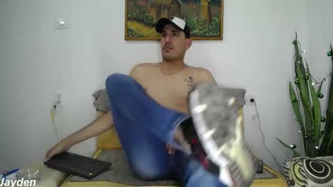 Jacob And Jayden online show from 01-05-26, 06:33