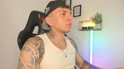 Snapshot of jacobb116 chatting on 12-15-24, 02:19 jacobb116 online show from 12-15-24, 02:19