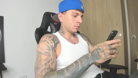 Snapshot of jacobb116 chatting on 09-29-25, 12:05 jacobb116 online show from 09-29-25, 12:05