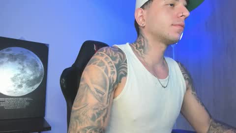 Snapshot of jacobb116 chatting on 10-12-25, 12:20 jacobb116 online show from 10-12-25, 12:20