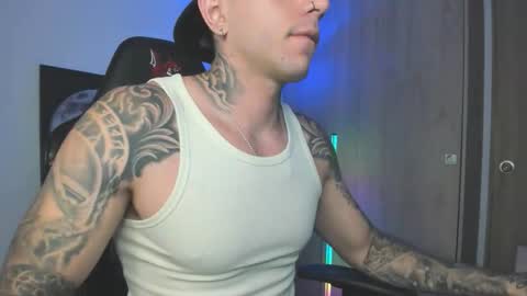 Snapshot of jacobb116 chatting on 10-17-25, 12:14 jacobb116 online show from 10-17-25, 12:14