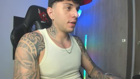 Snapshot of jacobb116 chatting on 10-19-25, 12:11 jacobb116 online show from 10-19-25, 12:11