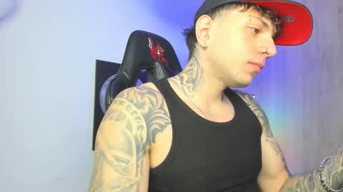 Snapshot of jacobb116 chatting on 10-20-25, 12:00 jacobb116 online show from 10-20-25, 12:00