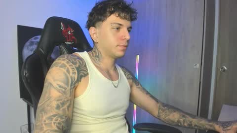 Snapshot of jacobb116 chatting on 10-21-25, 12:11 jacobb116 online show from 10-21-25, 12:11