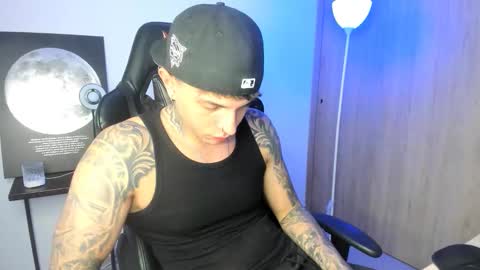 jacobb116 online show from 12-22-25, 01:02