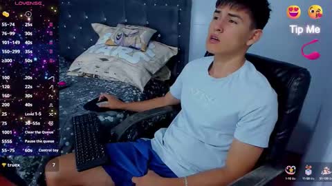 Snapshot of jacobb_lee chatting on 09-23-25, 08:56 Jacob Lee online show from 09-23-25, 08:56