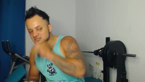 Snapshot of jacobjamess chatting on 11-11-25, 01:27 jacobjamess online show from 11-11-25, 01:27