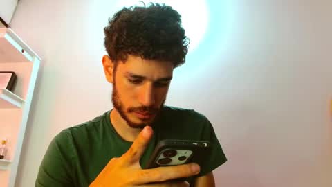 Snapshot of jacobmurphy2103 chatting on 09-11-25, 03:23 JACOB ROBIN online show from 09-11-25, 03:23