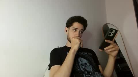 Snapshot of jacobmurphy2103 chatting on 09-27-25, 05:18 JACOB ROBIN online show from 09-27-25, 05:18