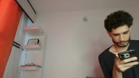 Snapshot of jacobmurphy2103 chatting on 10-09-25, 02:48 JACOB ROBIN online show from 10-09-25, 02:48